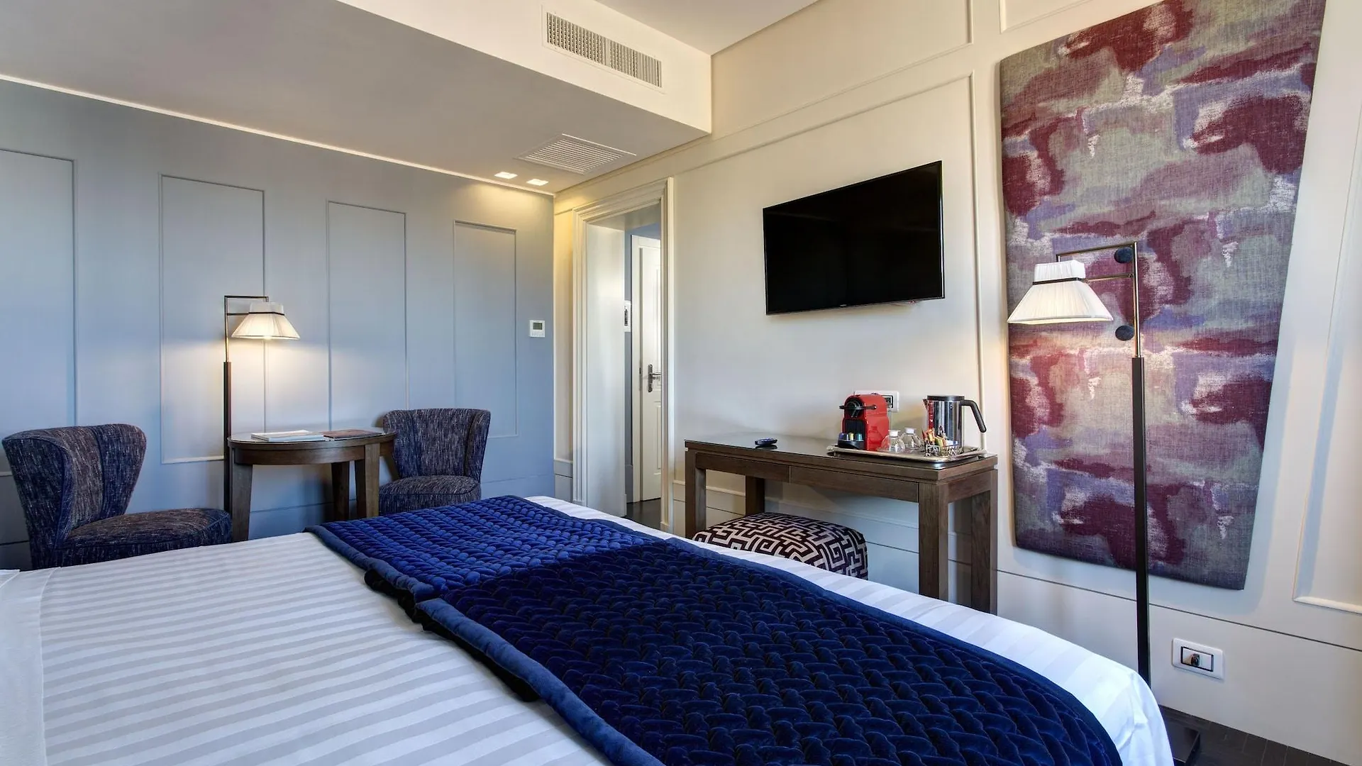 Hotel Mascagni Roma 4*,  Italia